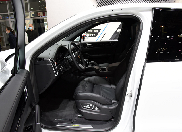 好车在线提供厦门汽车报价,保时捷 卡宴（新能源） 2020款 Cayenne E-Hybrid coupe 2.0T报价,少钱